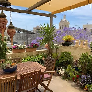 Apartment House Of Character In Historical Malta